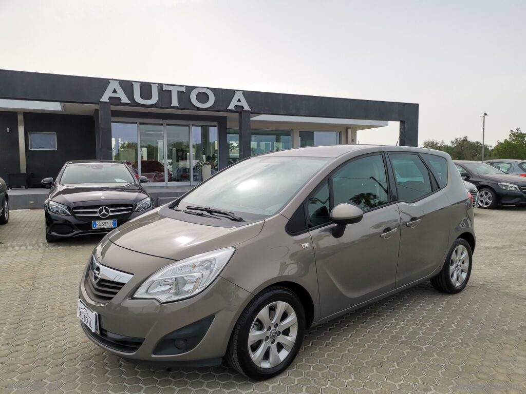 Meriva 1.4 T 120 CV GPL Tech Cosmo