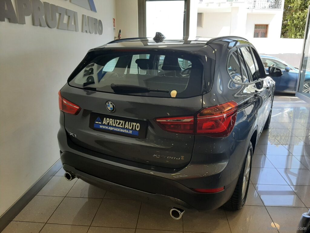 X1 xDrive20d Advantage AUT.