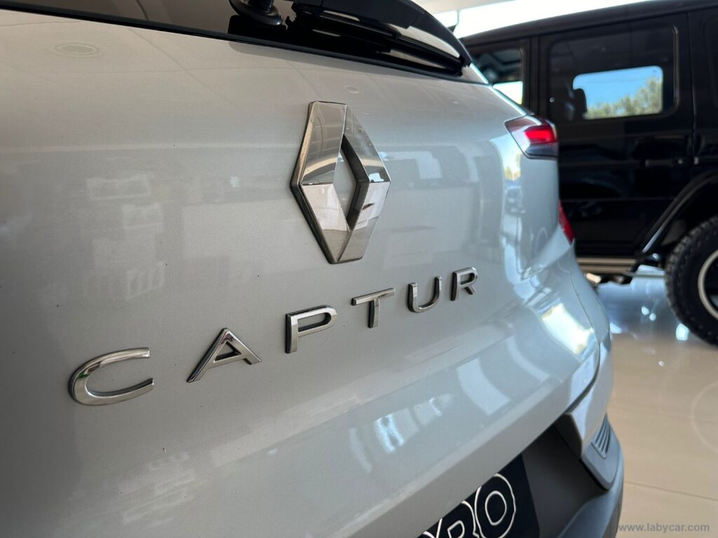 Captur Blue dCi 8V 115 CV EDC Business