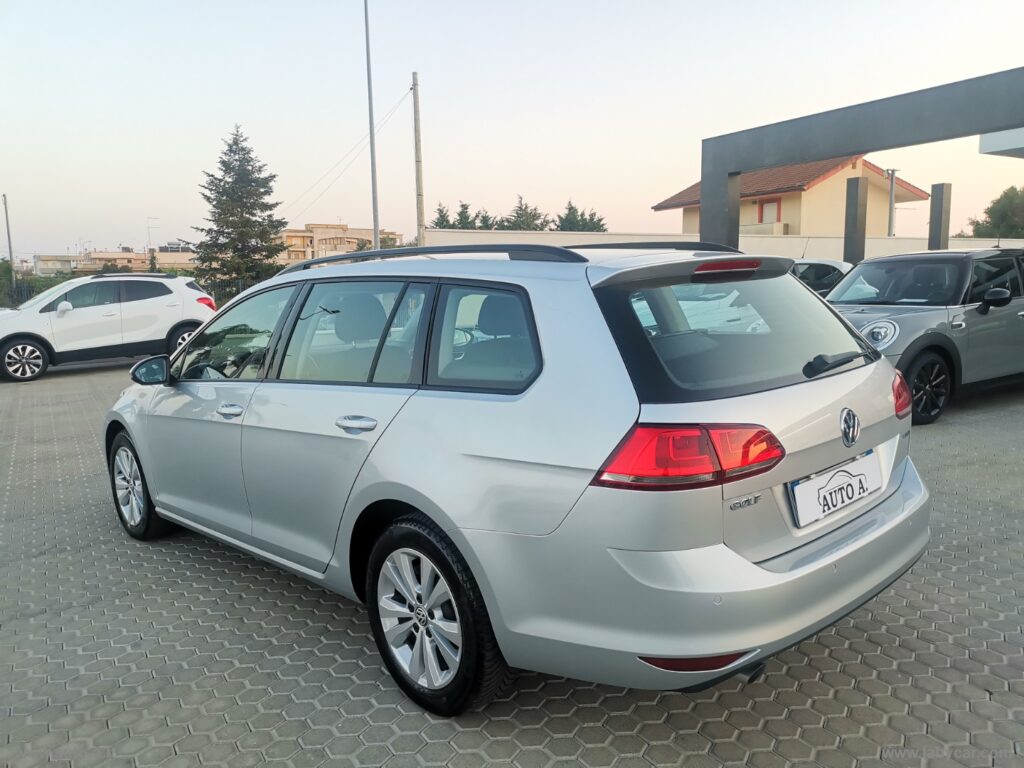 Golf Variant 1.6 TDI 110 CV Business BMT