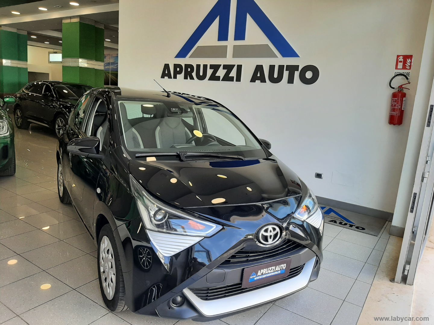 Aygo Connect 1.0 VVT-i 72 CV 5p. x-cool