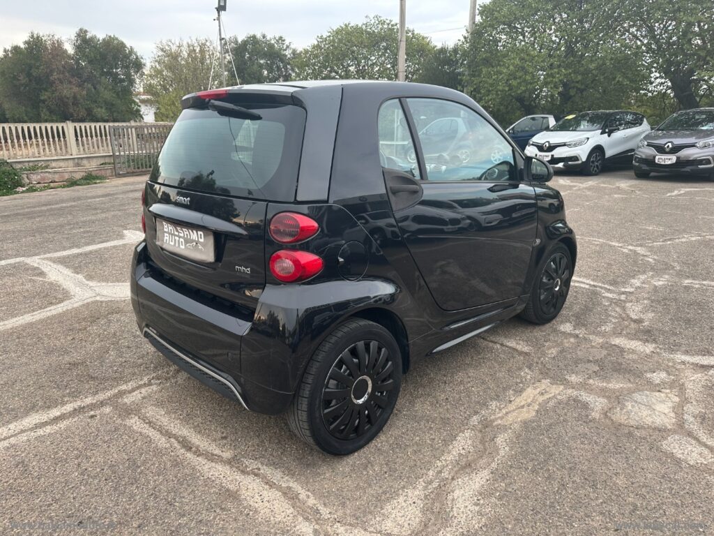 fortwo 1000 52 kW MHD coupé Special One