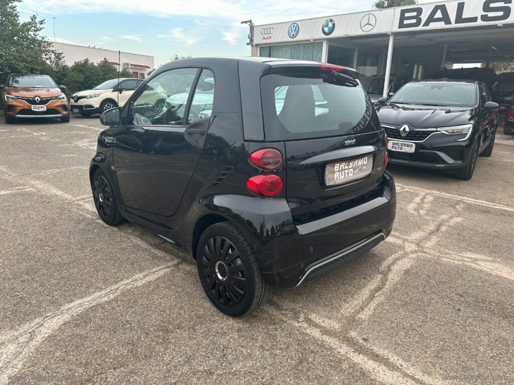 fortwo 1000 52 kW MHD coupé Special One