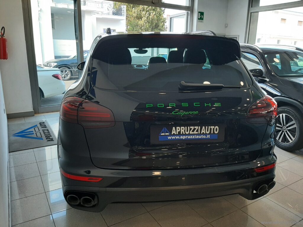 Cayenne 3.0 Diesel Platinum Edition