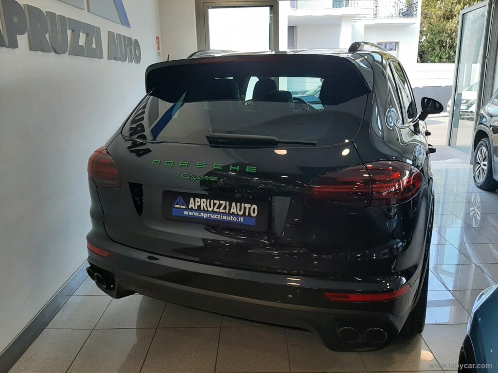 Cayenne 3.0 Diesel Platinum Edition