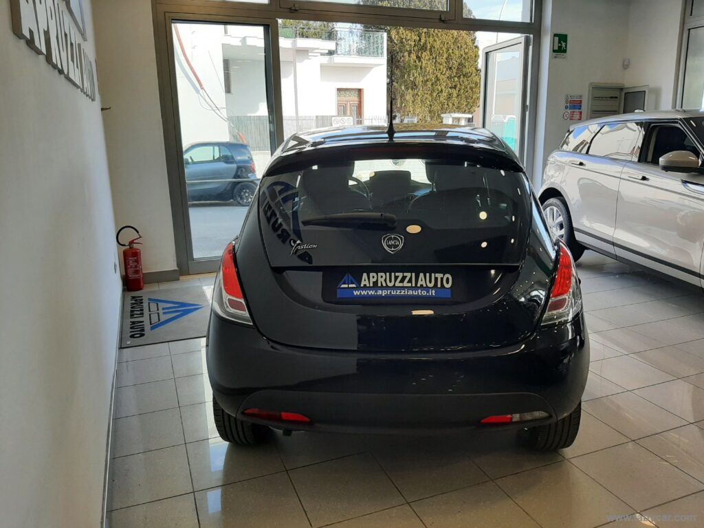 Ypsilon 1.2 69 CV 5p. Gold