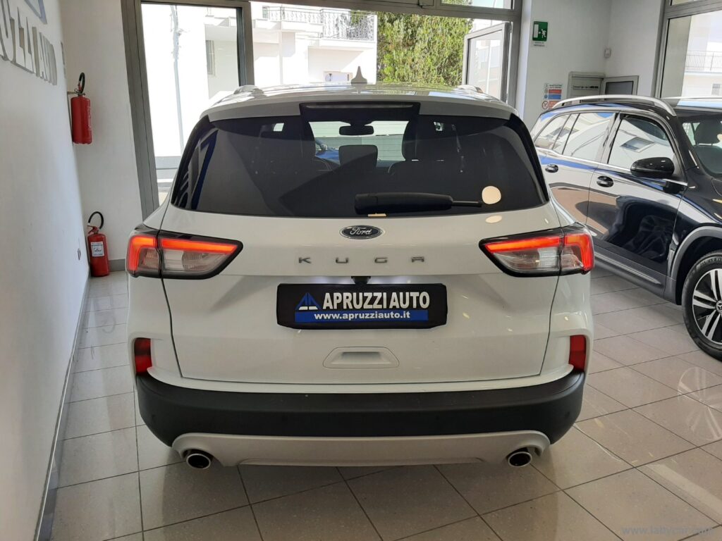 Kuga 2.0 EcoBlue 120 CV aut 2WD Tit.Bus.