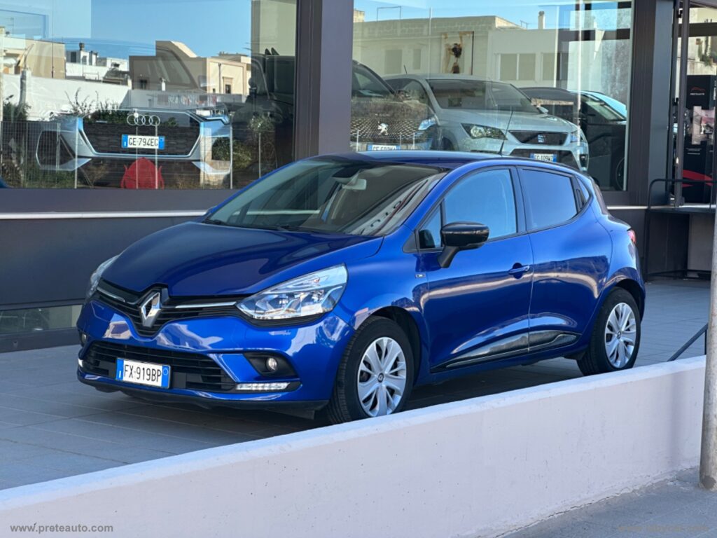 Clio TCe 12V 75CV 5p. Moschino Zen