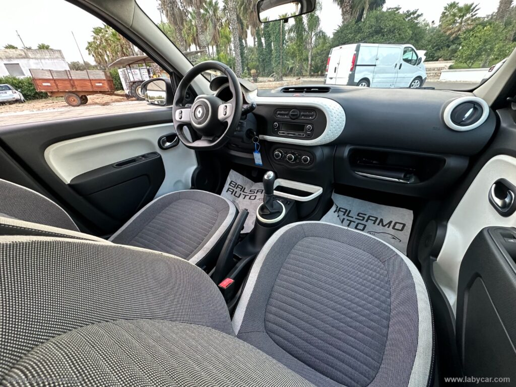 Twingo SCe Life IVA INCLUSA