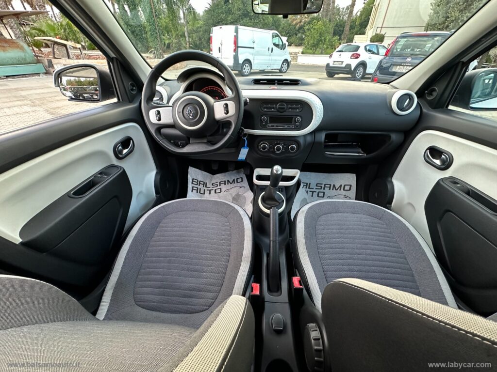 Twingo SCe Life IVA INCLUSA