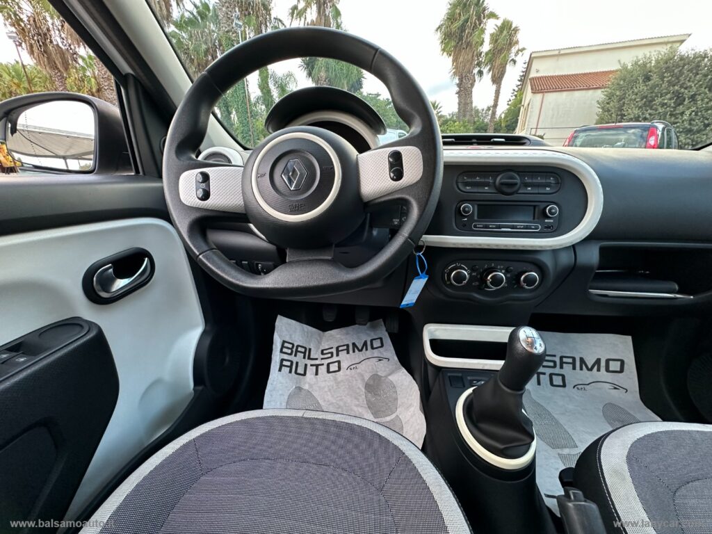 Twingo SCe Life IVA INCLUSA