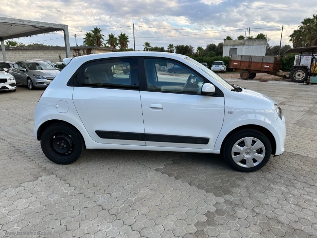 Twingo SCe Life IVA INCLUSA