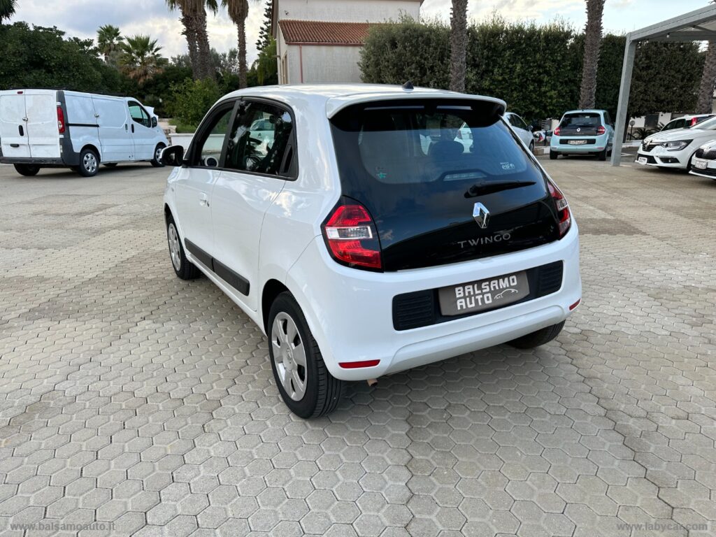 Twingo SCe Life IVA INCLUSA