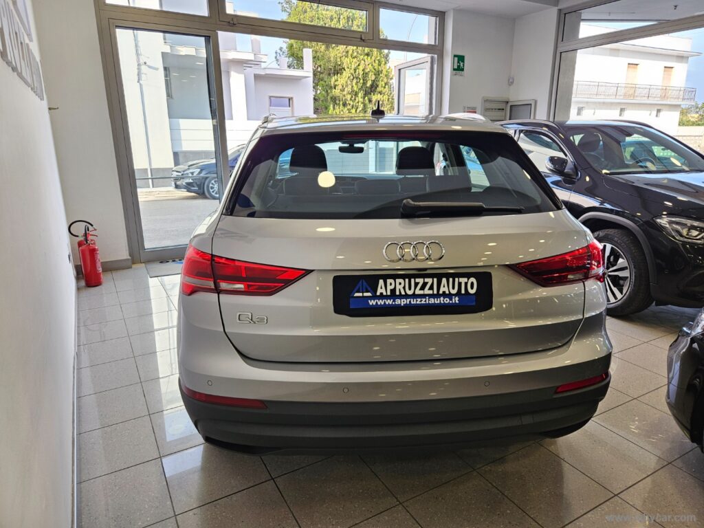 Q3 35 TDI S tronic Business