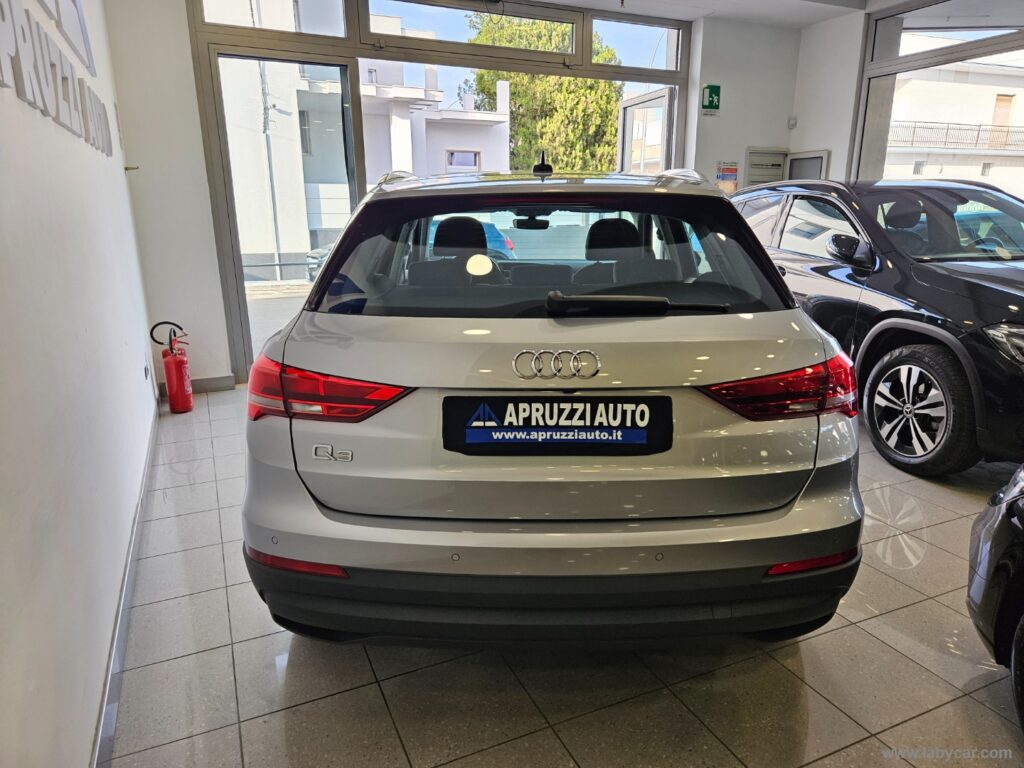 Q3 35 TDI S tronic Business