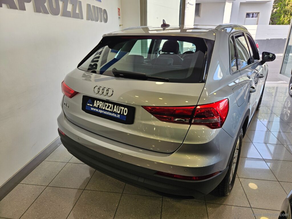 Q3 35 TDI S tronic Business