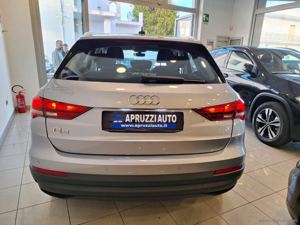 Q3 35 TDI S tronic Business