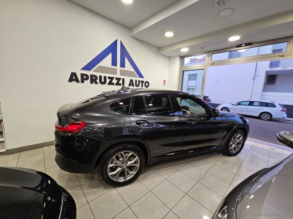 X4 xDrive20d 48V xLine