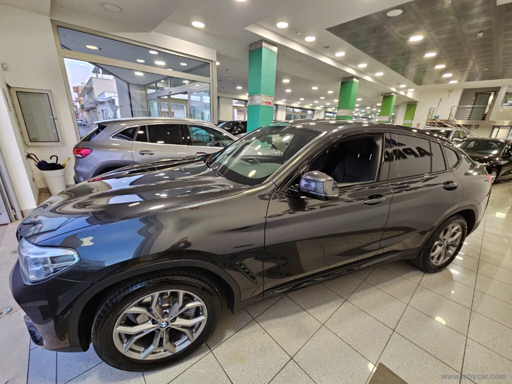 X4 xDrive20d 48V xLine