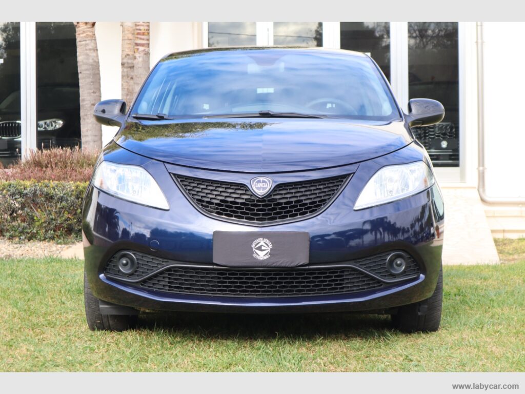 Ypsilon 1.2 69 CV 5p. GPL Ecochic Gold