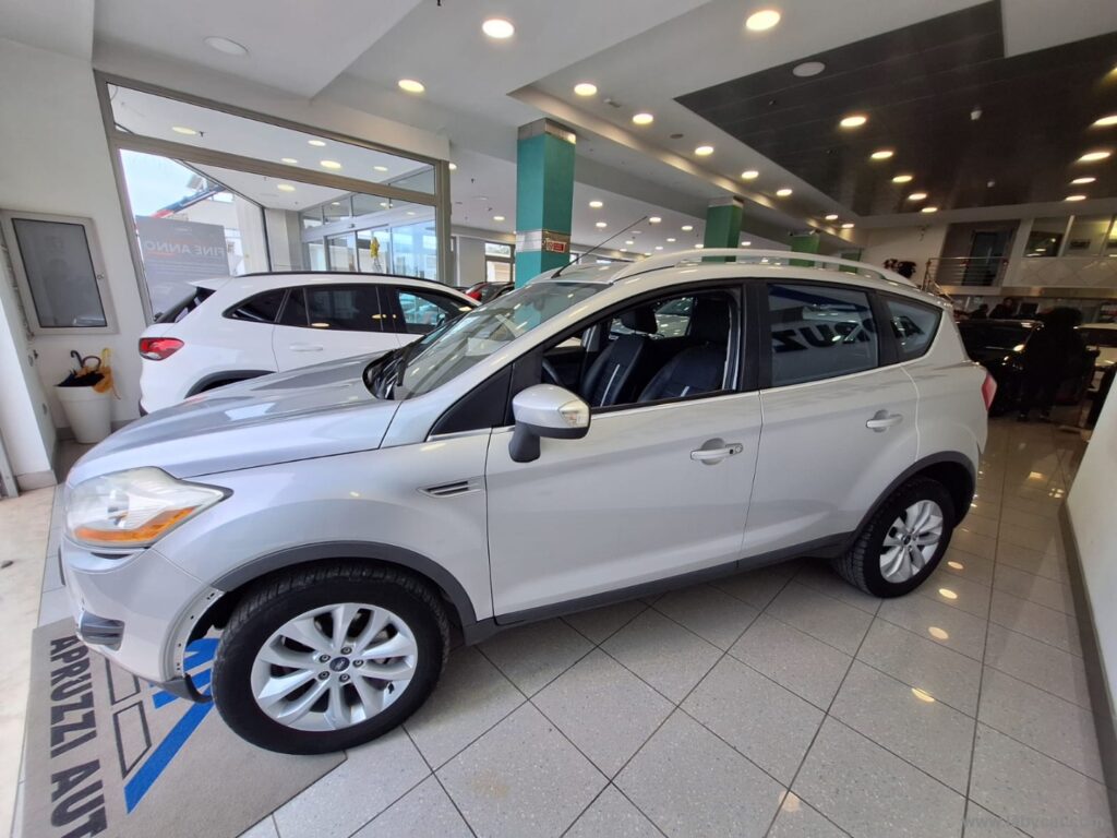 Kuga 2.0 TDCi 136 CV 4WD Titanium