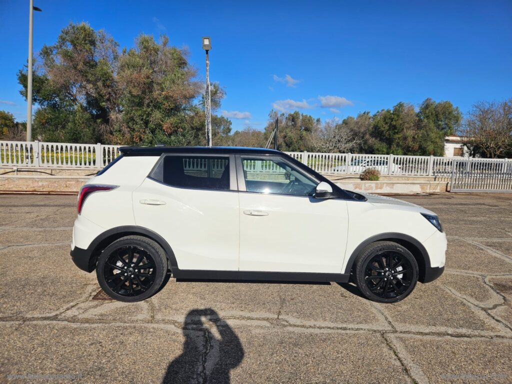 Tivoli 1.6d 2WD Go