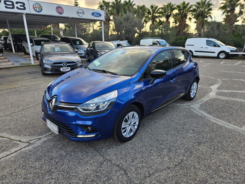 Clio TCe 12V 90CV GPL 5p. Moschino Zen