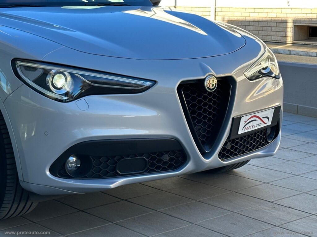 Stelvio 2.2 T.diesel 210CV AT8 Q4 Veloce