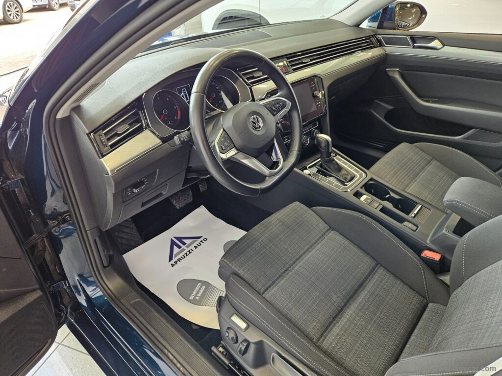 Passat Var. 1.6 TDI DSG EVO Business BMT