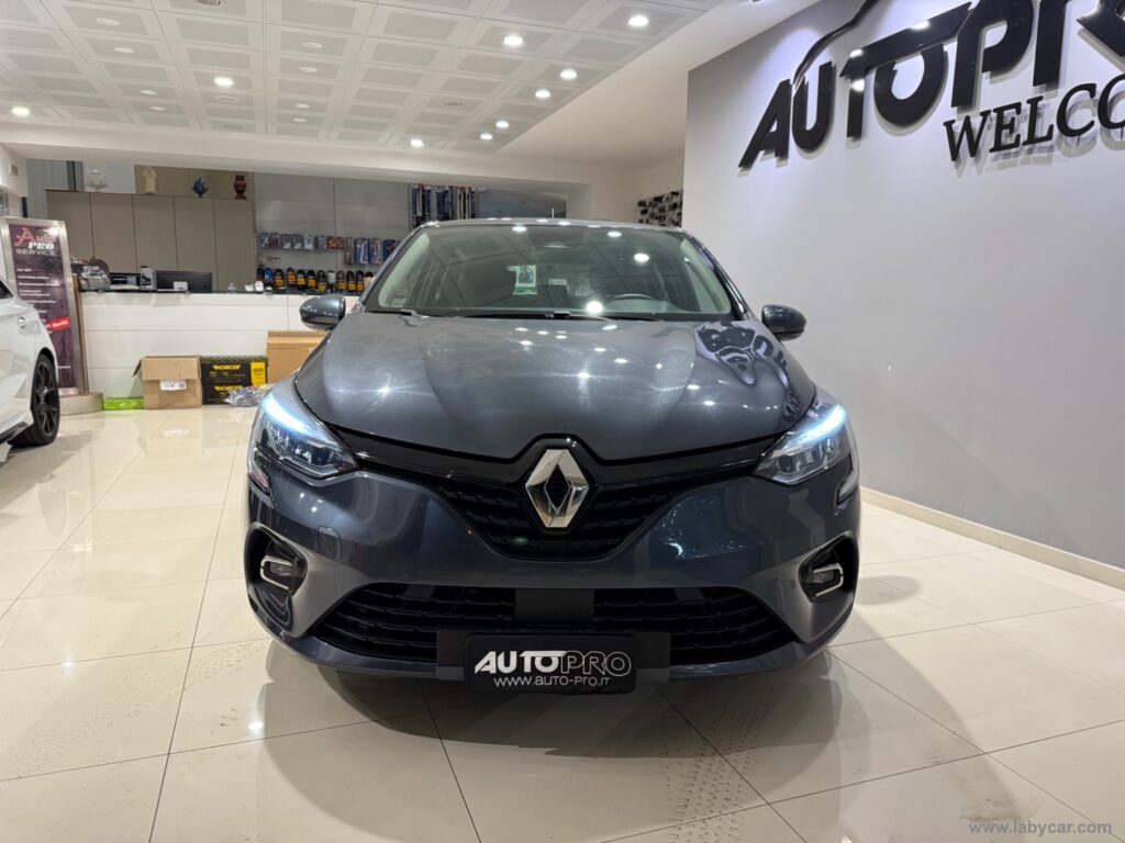 Clio TCe 12V 100 CV 5p. Business