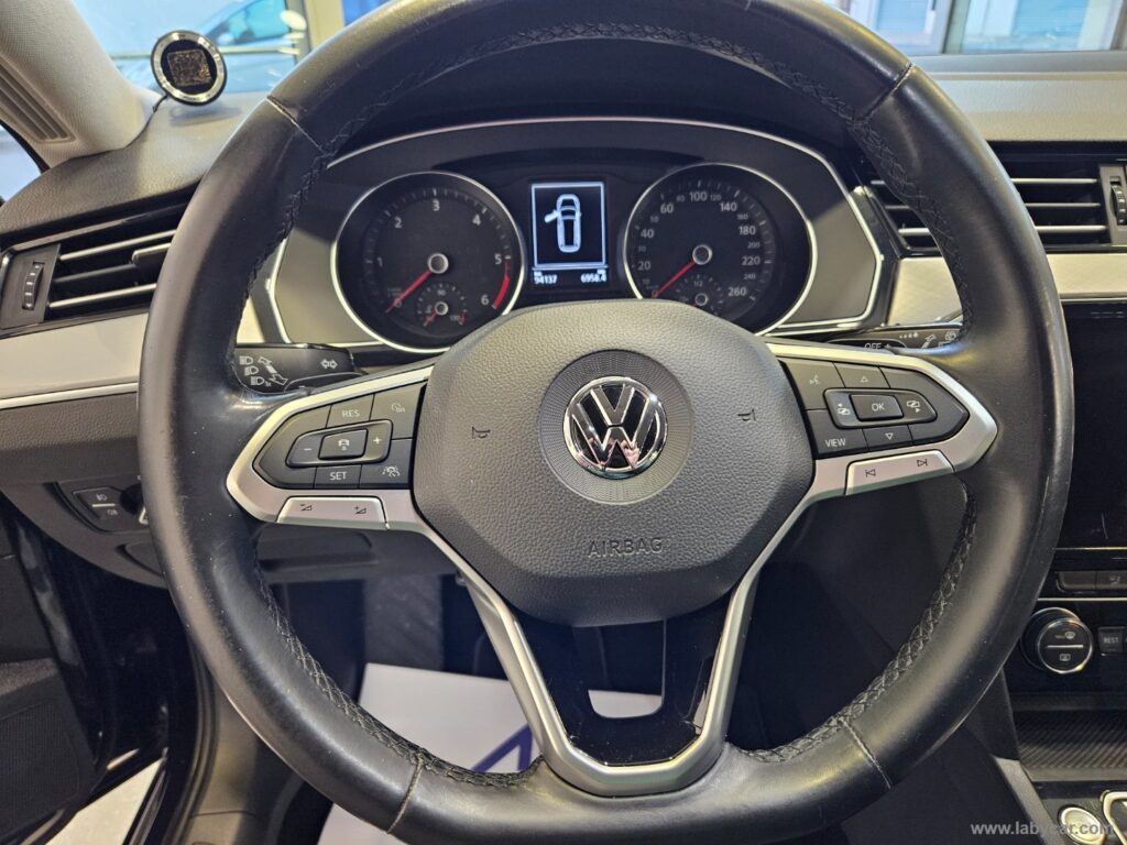 Passat Var. 1.6 TDI DSG EVO Business BMT