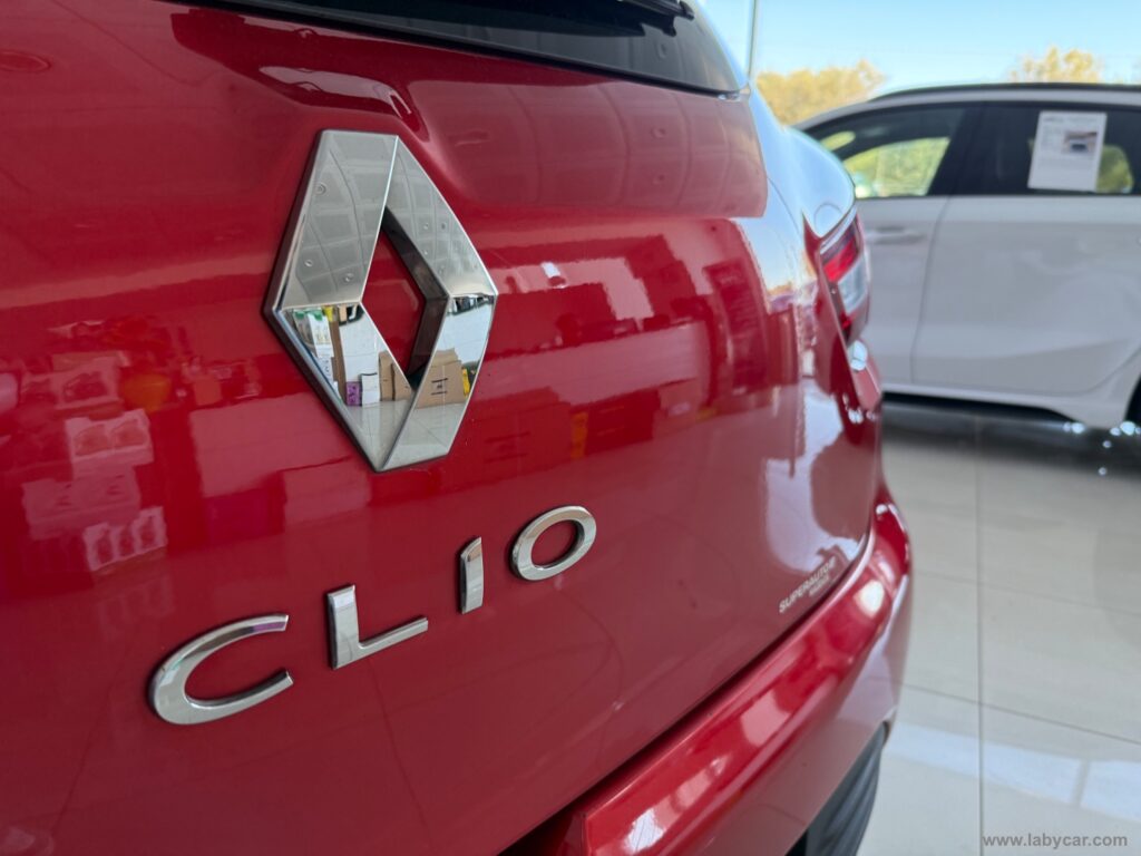 Clio 1.2 75 CV 5p. Duel